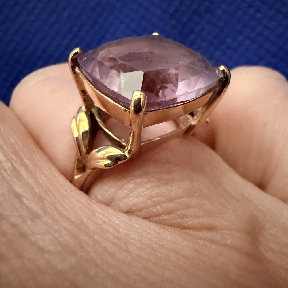 Vtg 80s 14K Yellow Gold Lavender Amethyst Gemstone Cocktail Ring Sz 7 Leaf Stmt